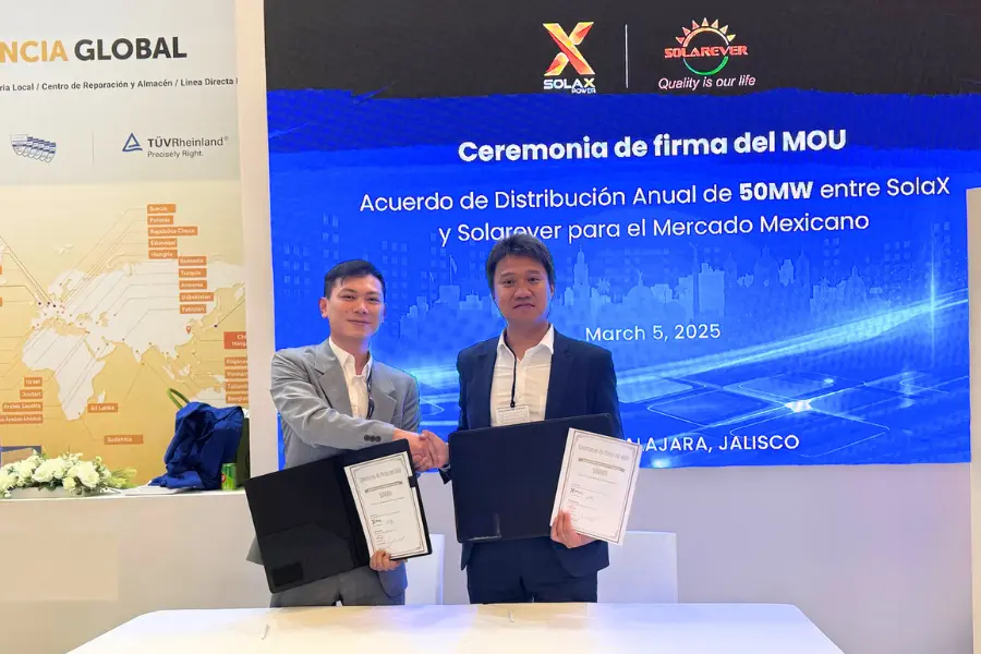 SolaX Powers the Future of Solar Energy at RE+ Mexico 2025